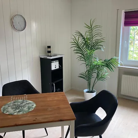 Amselweg Am Waldrand Gelegen Netflix Eigener Carport Uvm Apartamento Taunusstein