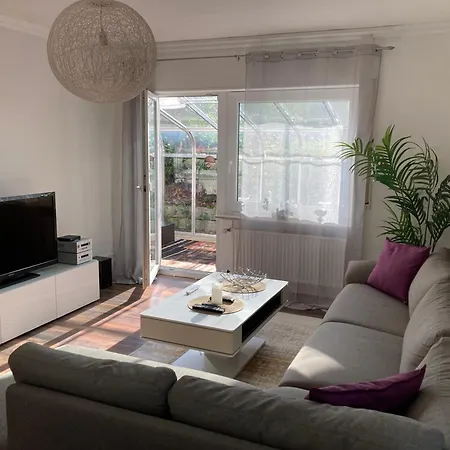 Amselweg Am Waldrand Gelegen Netflix Eigener Carport Uvm Apartmán Taunusstein