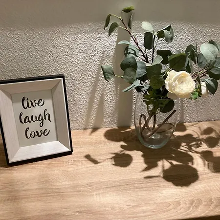 Amselweg Am Waldrand Gelegen Netflix Eigener Carport Uvm Apartmán *