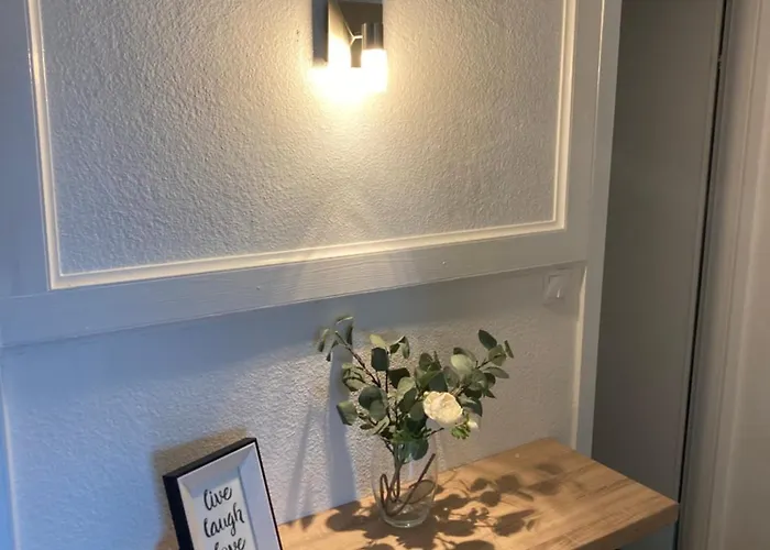 Apartamento Amselweg Am Waldrand Gelegen Netflix Eigener Carport Uvm Taunusstein