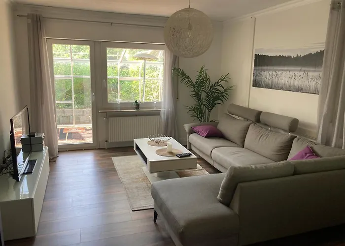 Amselweg Am Waldrand Gelegen Netflix Eigener Carport Uvm * Taunusstein