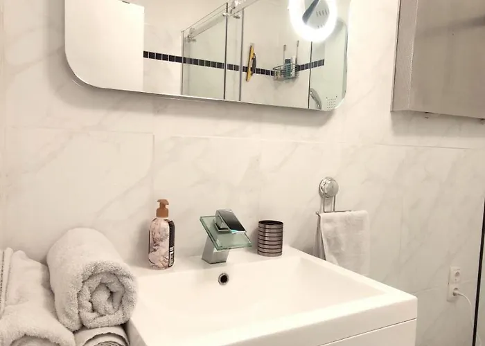 Amselweg Am Waldrand Gelegen Netflix Eigener Carport Uvm * Taunusstein