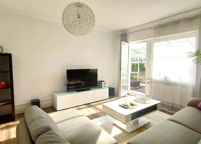 Amselweg Am Waldrand Gelegen Netflix Eigener Carport Uvm Apartamento Taunusstein